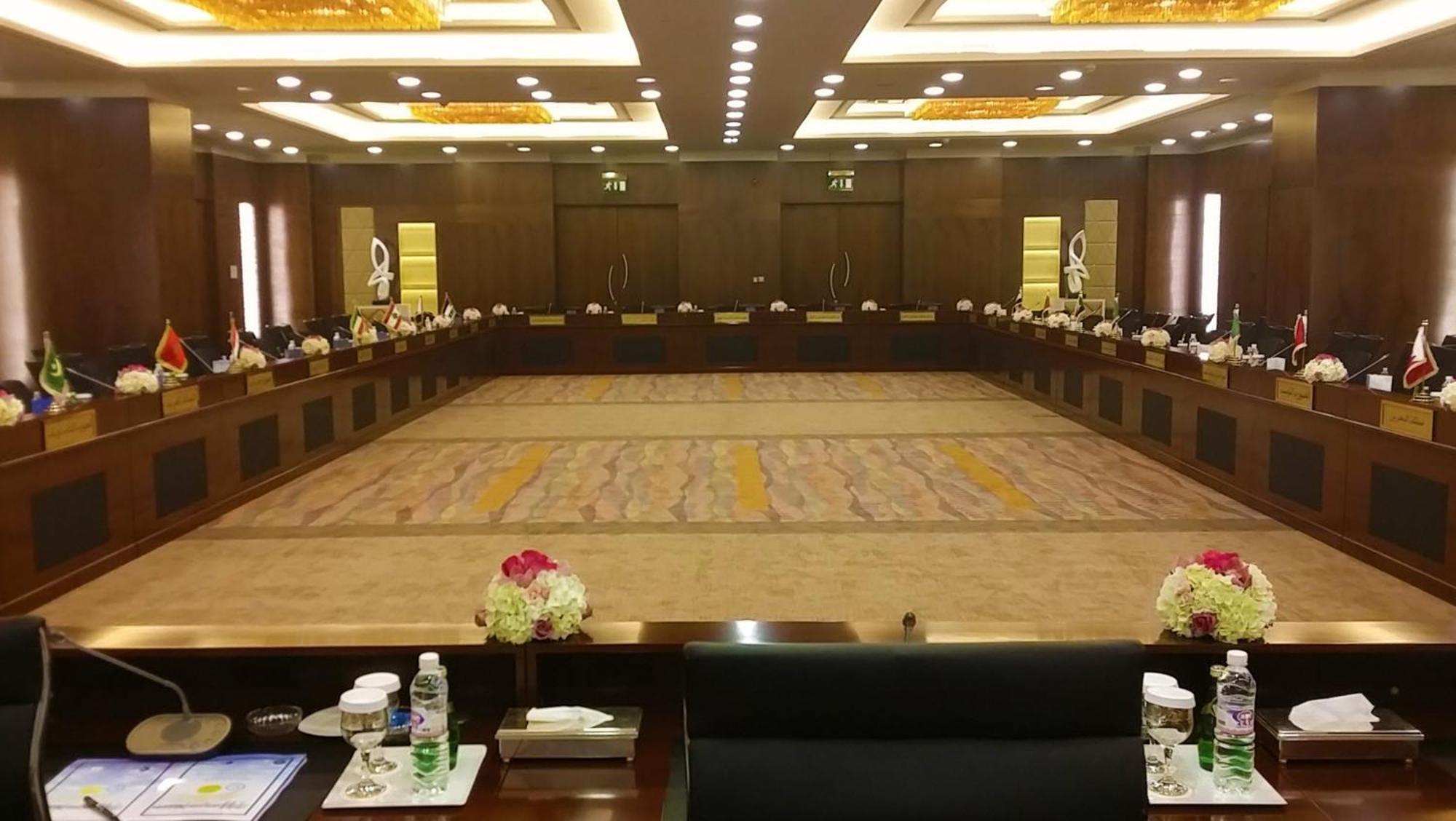 Crowne Plaza Kuwait Al Thuraya City By Ihg Κουβέιτ Εξωτερικό φωτογραφία