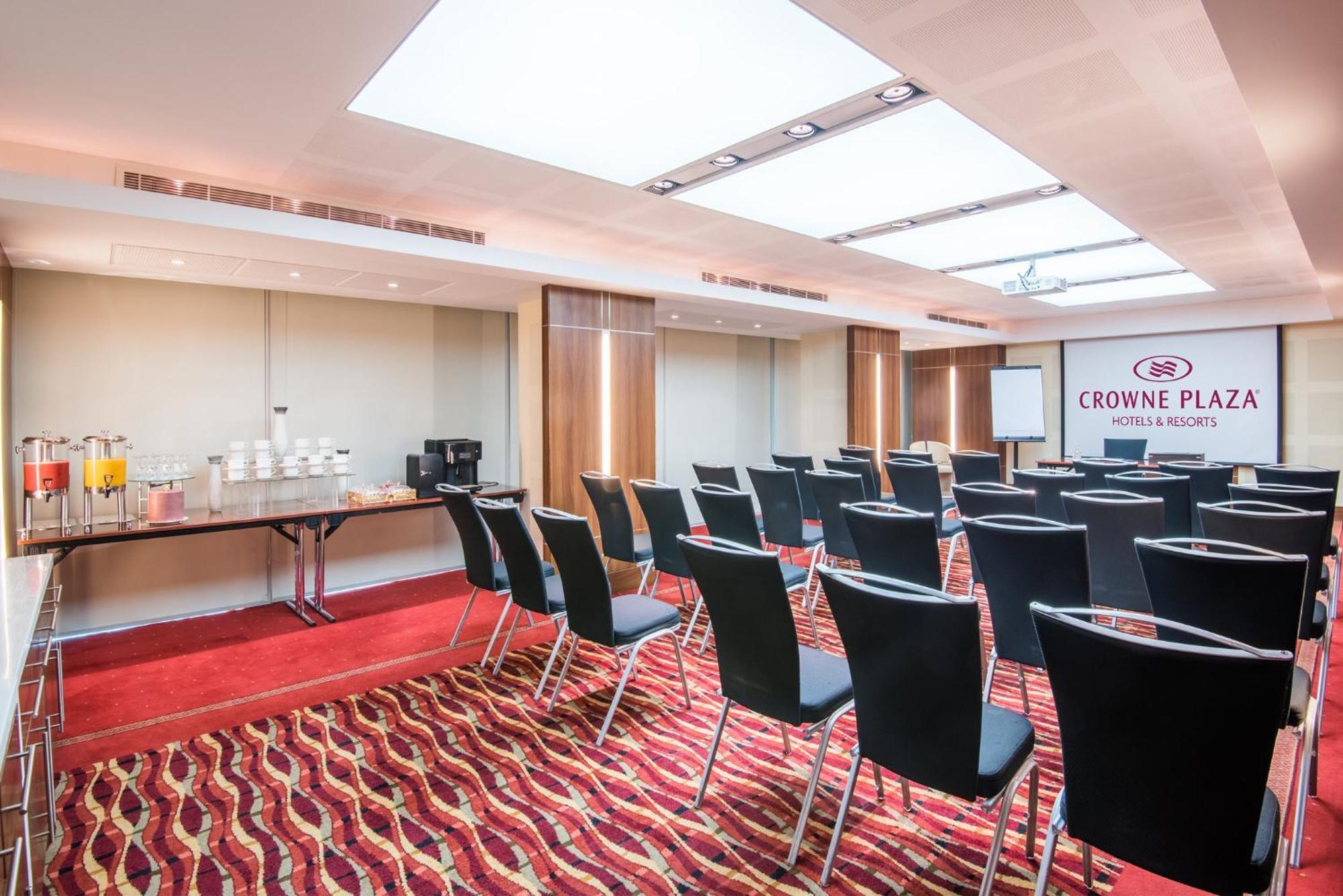 Crowne Plaza Kuwait Al Thuraya City By Ihg Κουβέιτ Εξωτερικό φωτογραφία